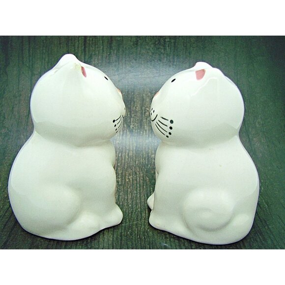 Pair of Ceramic Sitting Smiling Cat Salt & Pepper Shakers W/ Stoppers White Pink - Picture 3 of 10